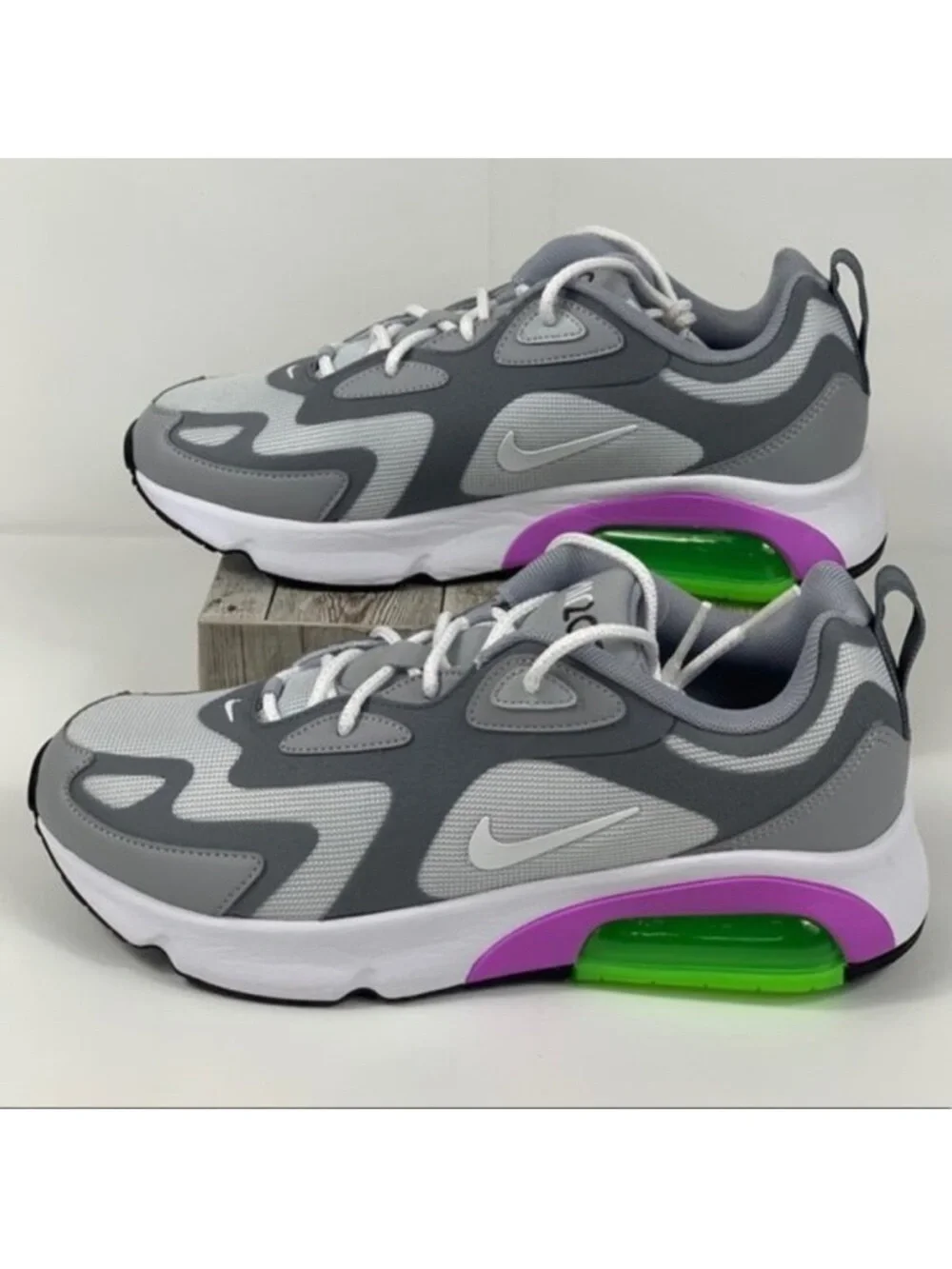 Nike Air Max 200 Women’s 7.5
